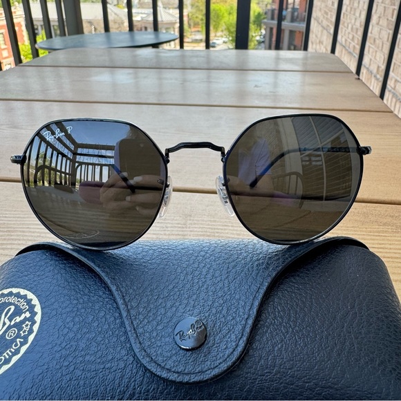 EUC Ray-Ban Raybans Ray-Bans RB3565 002/48 53-20 Jack Sunglasses Black - Picture 4 of 10